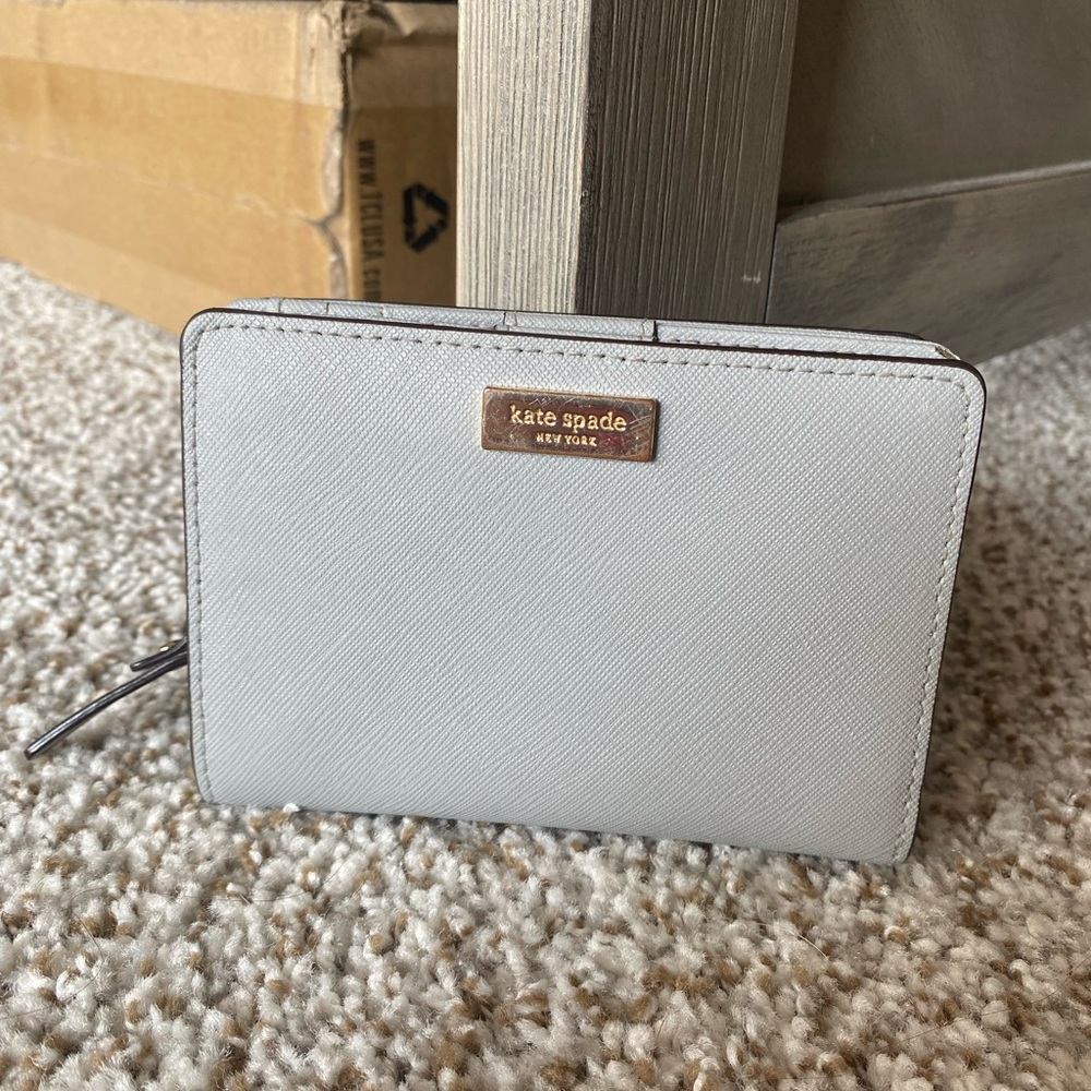 Kate spade morgan compact wallet